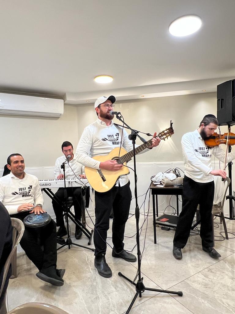 https://fundraise.kolleldc.com/app/uploads/2025/09/WhatsApp-Image-2025-08-05-at-4.33.17-PM-2.jpeg